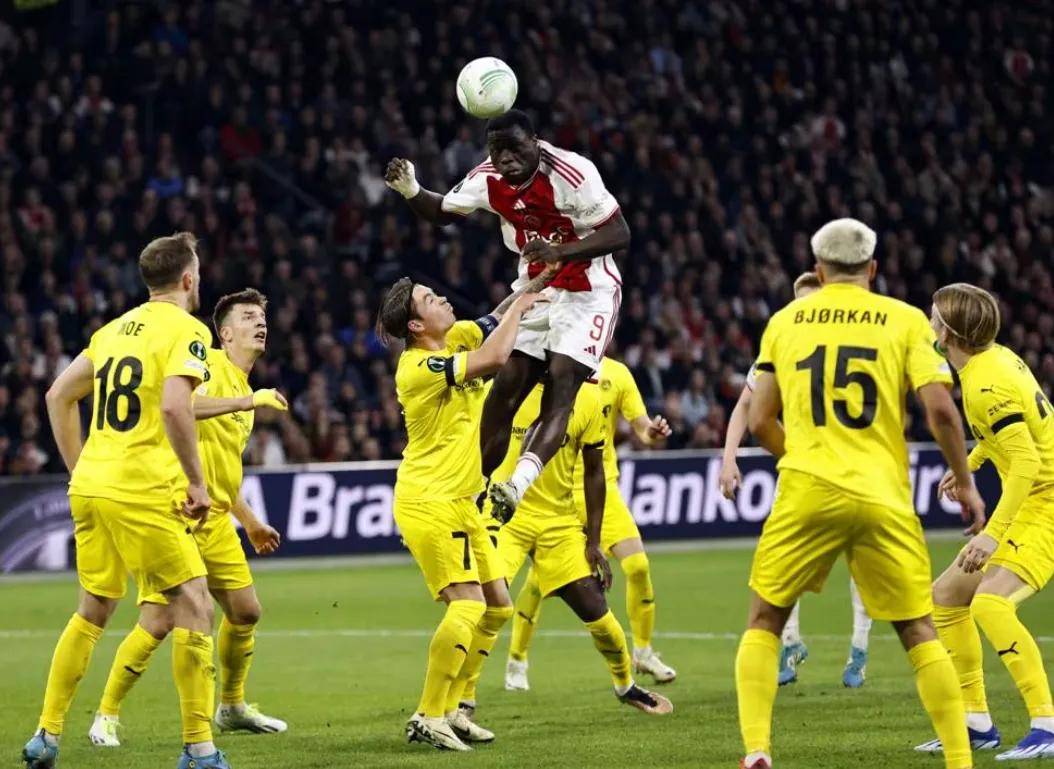 浙江队迎葡超关键赛；集结日主帅复盘；气氛紧张；训练强度明显提升的简单介绍