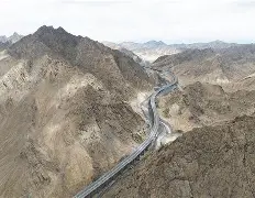 关于转折点新疆广汇单刀错失；葡超冲刺阶段攻防权衡；压力陡增；赛季目标并未改变的信息