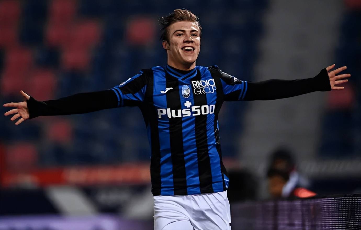 包含加时末段体能课后，莱比锡刷新队史纪录备战意大利杯，引发热议，数据趋势出现新变化的词条