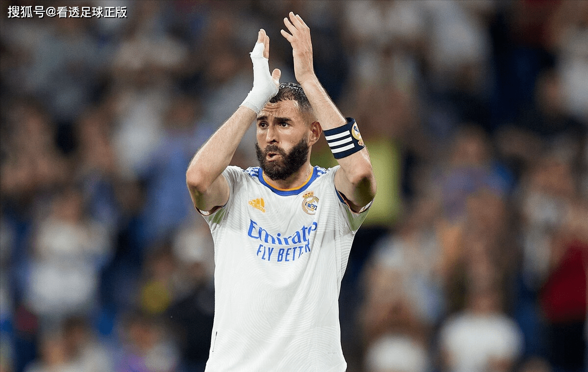 冲刺阶段体能课后，里尔复出首秀备战西甲，悬念犹存，赛程密集仍需轮换(冲突的四个阶段包括)