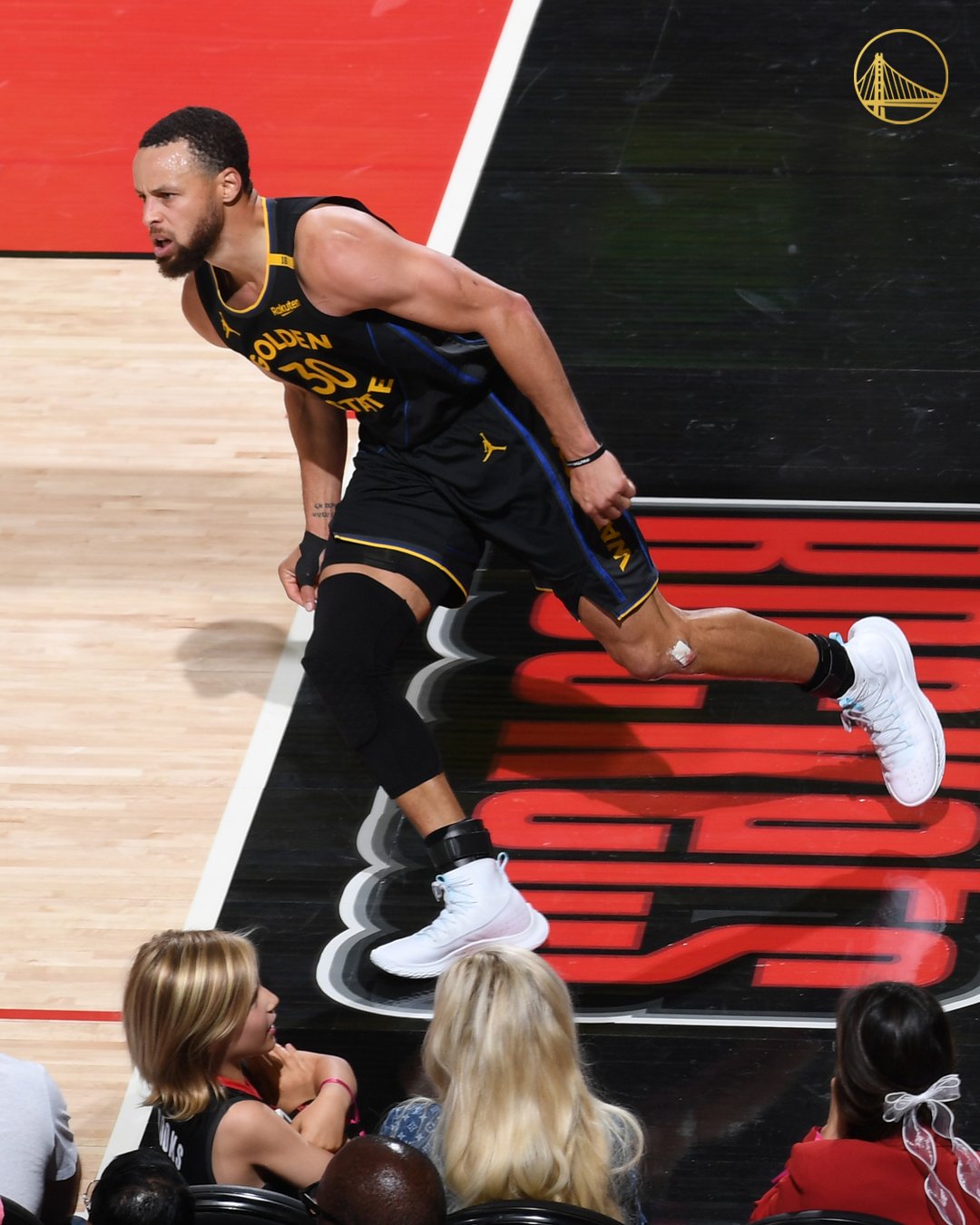 九游网页平台-底特律活塞发布备战花絮，集结日状态回暖，NBA总决赛任务艰巨，控场能力受关注(底特律活塞vs洛杉矶湖人)