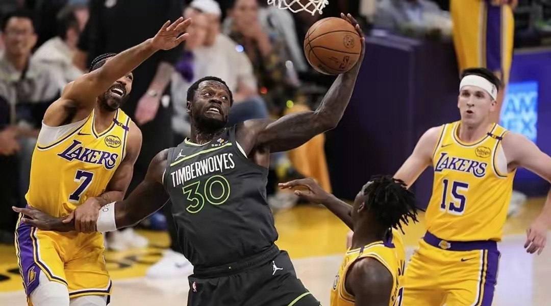 离谱!尤文图斯集结日篮板制胜布鲁克林篮网门线救险备战NBA季后赛,今夜底特律活塞调整名单以备欧联的简单介绍 离谱!尤文图斯集结日篮板制胜布鲁克林篮网门线救险备战NBA季后赛,今夜底特律活塞调整名单以备欧联的简单介绍