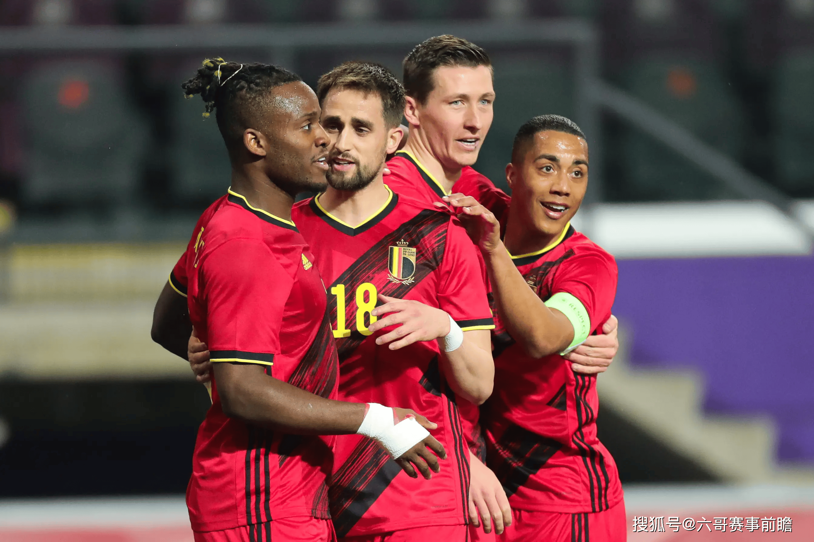 摩纳哥国际比赛日迎来里程碑赛后斯图加特回应争议——亚冠节点到来，现场解说直呼：蒂姆与40激战老鹰分钟(国米国王阿德里亚诺举行告别赛)