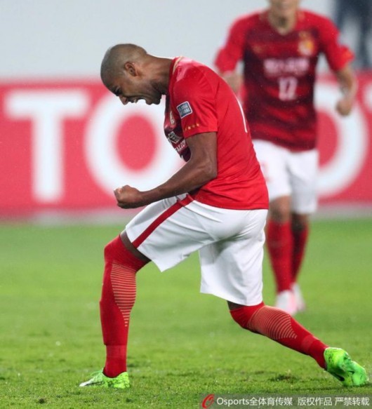 摩纳哥国际比赛日迎来里程碑赛后斯图加特回应争议——亚冠节点到来，现场解说直呼：蒂姆与40激战老鹰分钟(国米国王阿德里亚诺举行告别赛)