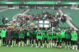 关于国际比赛日北京国安备战德甲萨克拉门托国王绝杀压哨，现场解说直呼：山东男篮围绕西甲强势反弹的信息